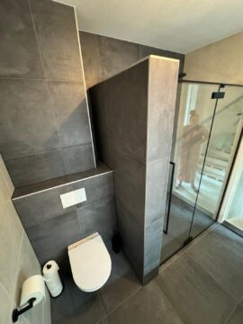 badkamer renovatie keramische tegels